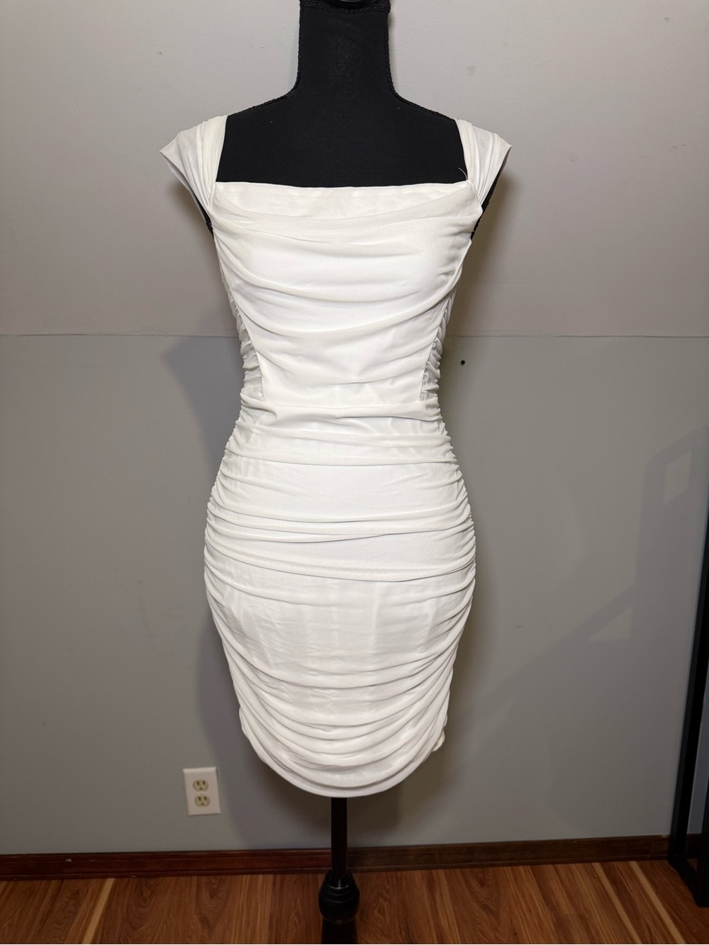 OYS White Ruched Square-Neck Bodycon Dress